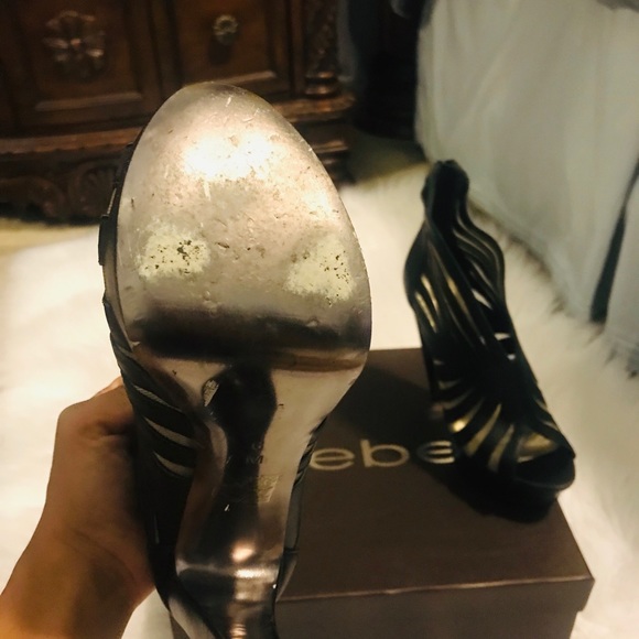 Bebe - Picture 4 of 5